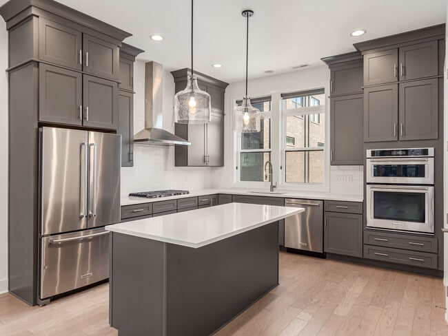 property at 766 N 6th St