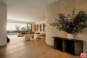 1705 Carla Ridge in Beverly Hills, CA - Building Photo - Building Photo