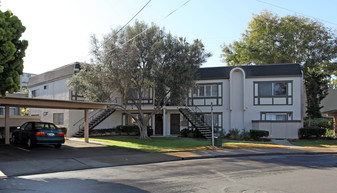 3003 Barnard St Apartments