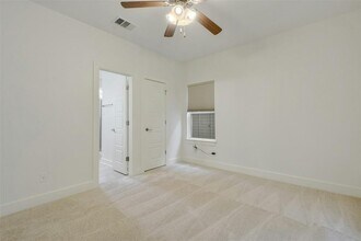 1901 Warely Ln in Austin, TX - Building Photo - Building Photo