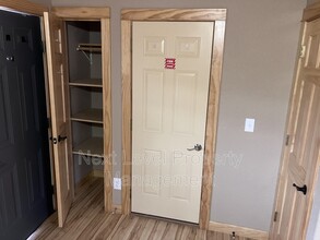 40 Davis Ct in Kalispell, MT - Building Photo - Building Photo