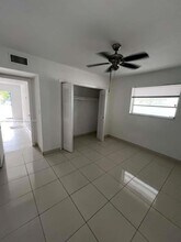 1698 NE 147th St in Miami, FL - Building Photo - Building Photo