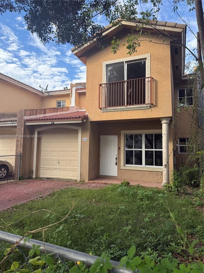 property at 656 SW 11th St