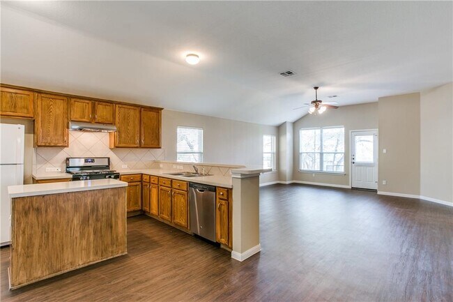 1402 Shamitas Ct in Leander, TX - Building Photo - Building Photo