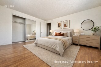 316 E Hyde Park Blvd, Unit 2 in Inglewood, CA - Foto de edificio - Building Photo