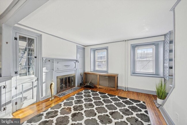 property at 922 Second Street Pike