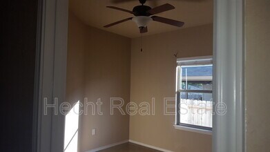 1045 Carolyn Cove in New Braunfels, TX - Building Photo - Building Photo