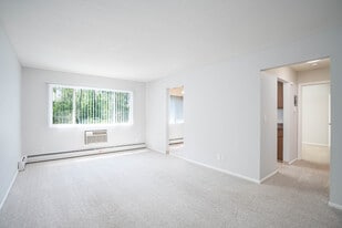 Cottage Terrace in St. Paul, MN - Building Photo