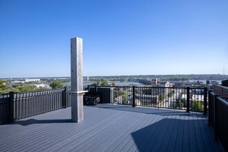 Vue at 7th in Davenport, IA - Building Photo - Building Photo