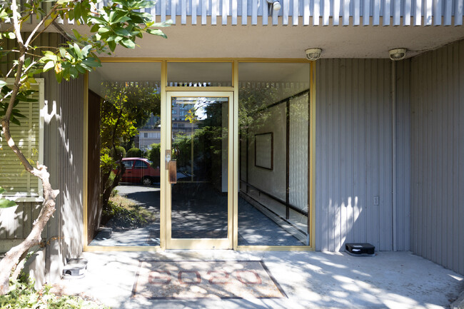 Cedar Springs in Vancouver, BC - Building Photo - Building Photo
