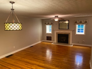 6187 Branch Hill-Guinea Pike in Milford, OH - Building Photo - Building Photo