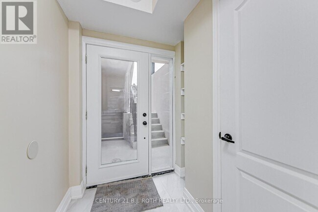 98 Peel St in Barrie, ON - Building Photo - Building Photo