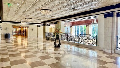 2030 S Ocean Dr, Unit 1022 in Hallandale Beach, FL - Building Photo - Building Photo