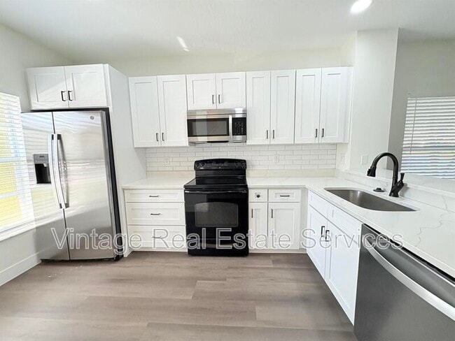 8502 Gablebend Way in Tampa, FL - Building Photo - Building Photo