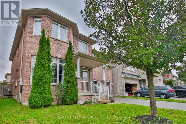 15 Briarglen Rd in Markham, ON - Building Photo - Building Photo