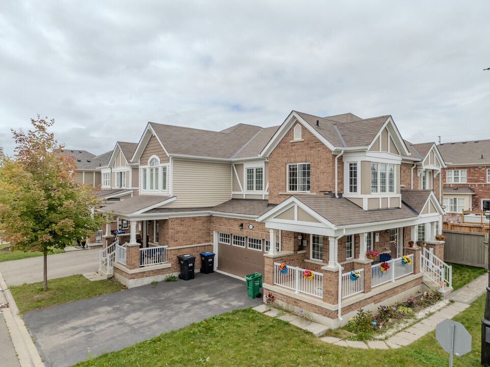 40 Leblanc Cres in Brampton, ON - Building Photo