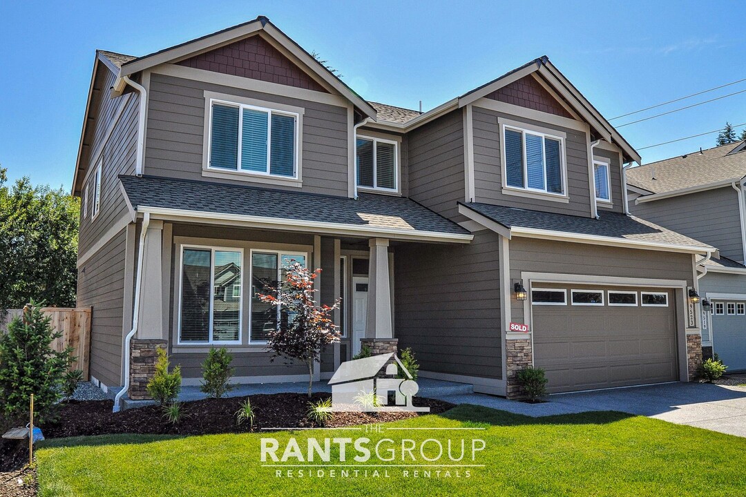 9523 9th Ave SE in Lacey, WA - Building Photo