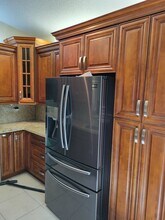 5881 Chester Ln in Davie, FL - Foto de edificio - Building Photo