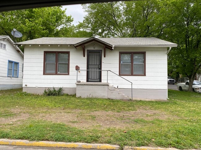 property at 202 Alcorn St