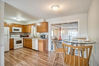 8103 Conifer Rd in Denver, CO - Building Photo - Building Photo