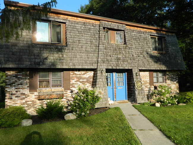 property at 1256 Town Line Rd