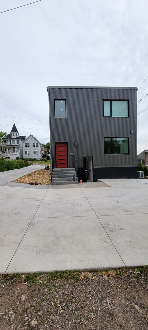 515 N Lake Ave in Duluth, MN - Building Photo - Building Photo