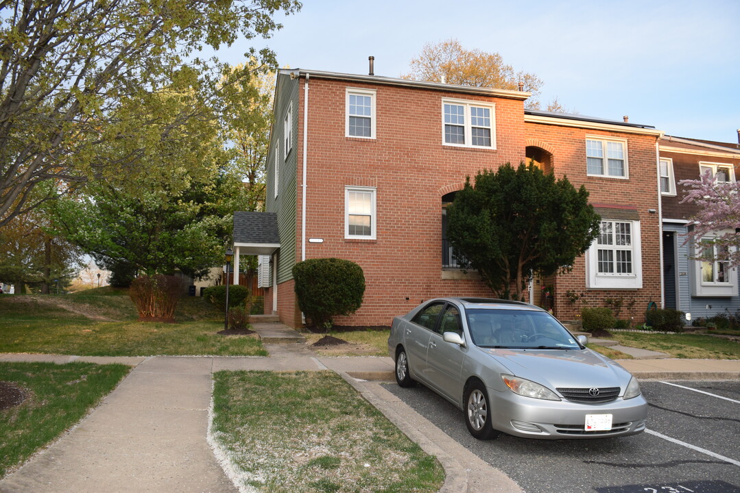 11943 Beltsville Dr in Beltsville, MD - Building Photo