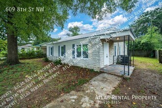 609 8th St NW in Huntsville, AL - Building Photo - Building Photo