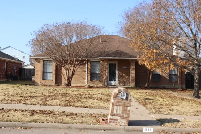1519 Windmill Ln in Mesquite, TX - Building Photo - Building Photo