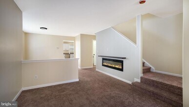 1308 Worrall St, Unit #142 in Woodlyn, PA - Building Photo - Building Photo