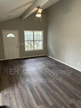 10802 E 14th Ct in Tulsa, OK - Building Photo - Building Photo