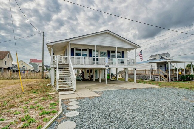 6404 14th Ave in North Topsail Beach, NC - Building Photo - Building Photo