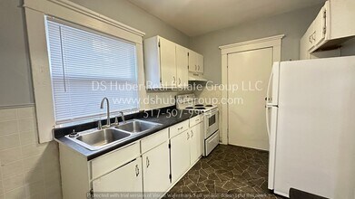 1524 Ballard St in Lansing, MI - Building Photo - Building Photo