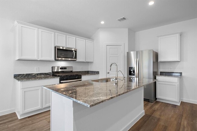 property at 1106 Vista Pointe Dr
