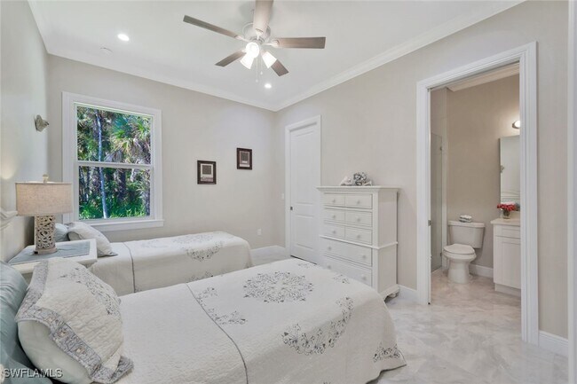 property at 589 12th Ave NW
