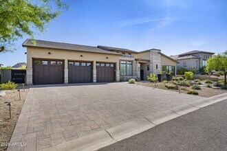 13267 E Ranch Gate Rd in Scottsdale, AZ - Building Photo - Building Photo