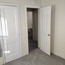 415 Smith St in Dayton, OH - Foto de edificio - Building Photo