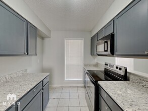 6919 Glenwick Dr in Memphis, TN - Building Photo - Building Photo