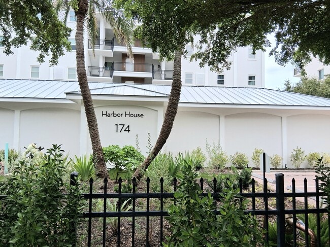 property at 174 Golden Gate Pt