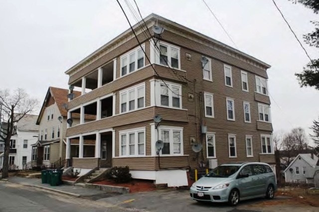 47-49 Cedar St in Fitchburg, MA - Building Photo