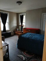 869 Kenneth Ave in New Kensington, PA - Building Photo