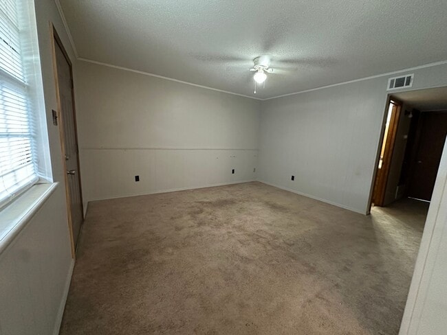 710 E O St in Russellville, AR - Building Photo - Building Photo