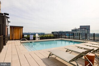 244 19th Ct S in Arlington, VA - Building Photo - Building Photo