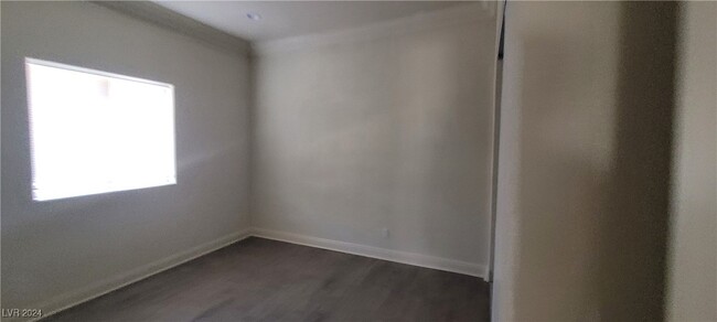 property at 2085 Saratoga St