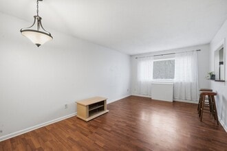 72 Barrett St in Northampton, MA - Building Photo - Building Photo