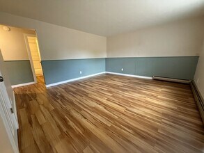 1129 Darby St, Unit D in Colorado Springs, CO - Building Photo - Building Photo