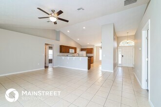 305 Puffer Ct in Poinciana, FL - Foto de edificio - Building Photo