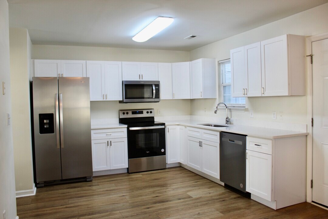 1504 Amhearst Ct in Wilmington, NC - Building Photo