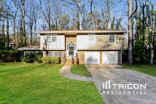 property at 135 Victoria Dr