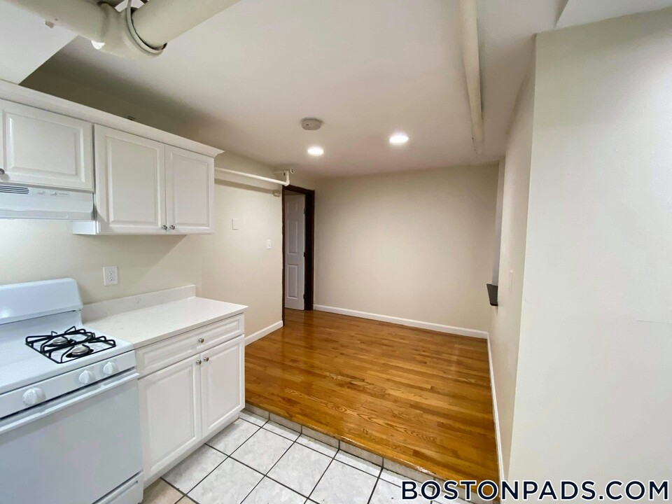 171 Hemenway St, Unit B2 in Boston, MA - Foto de edificio